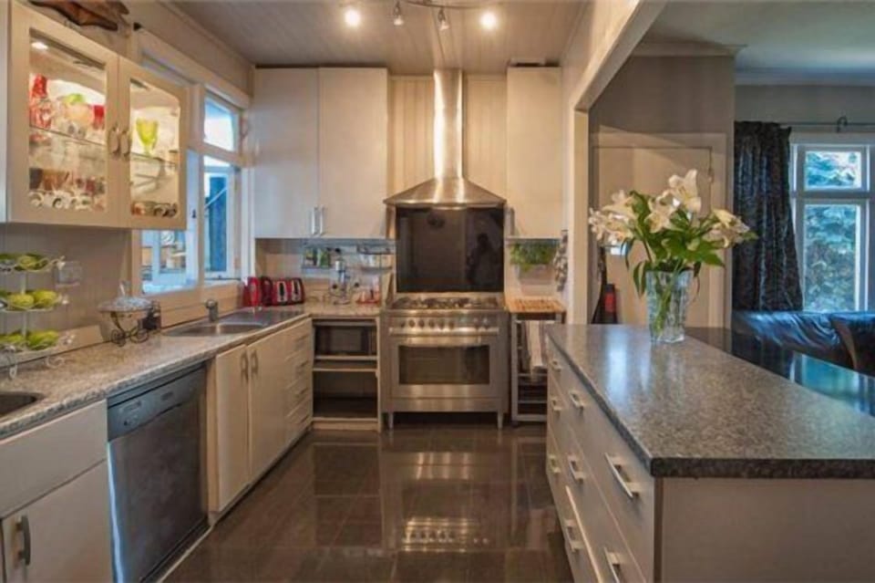 Gourmet Kitchen