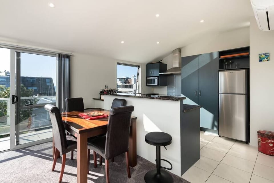 Kitchen and dining 