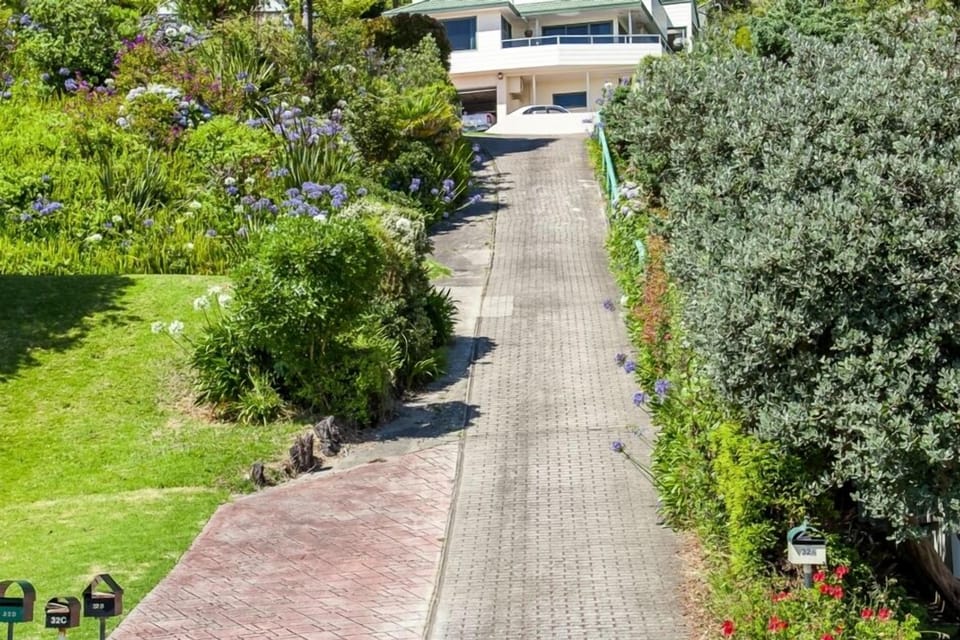 the Steepest Driveway in Ohope that leads you to Ohope Heights
