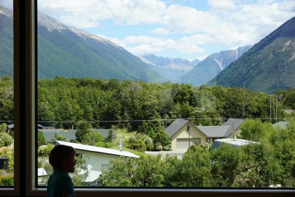 Lounge view