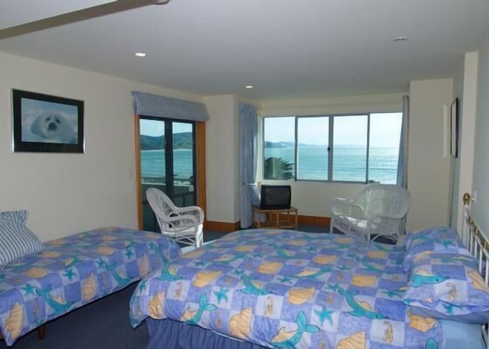 Guest suite on lower level 