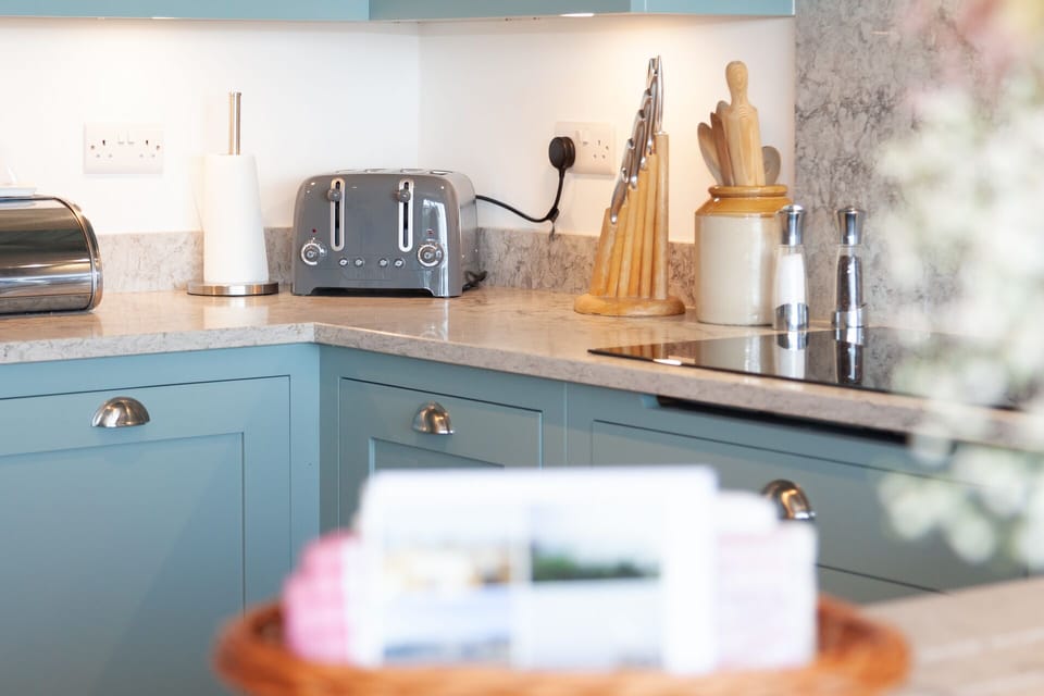 Plenty of space to cook and an induction hob for added flexibility