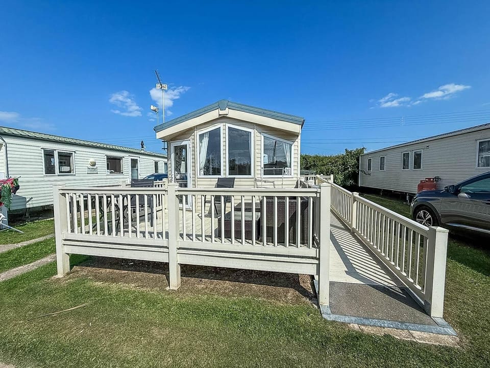 Whether you’re staying put or venturing out, a caravan holiday with 2cHolidays promises relaxation, adventure, and everything in between.