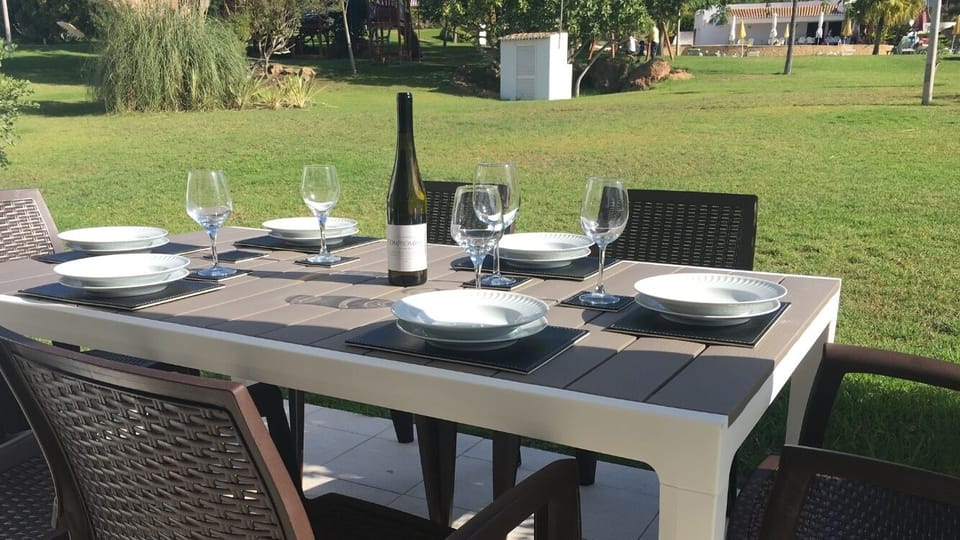 New modern patio furniture - with lots of gardens and swimming pool steps away!