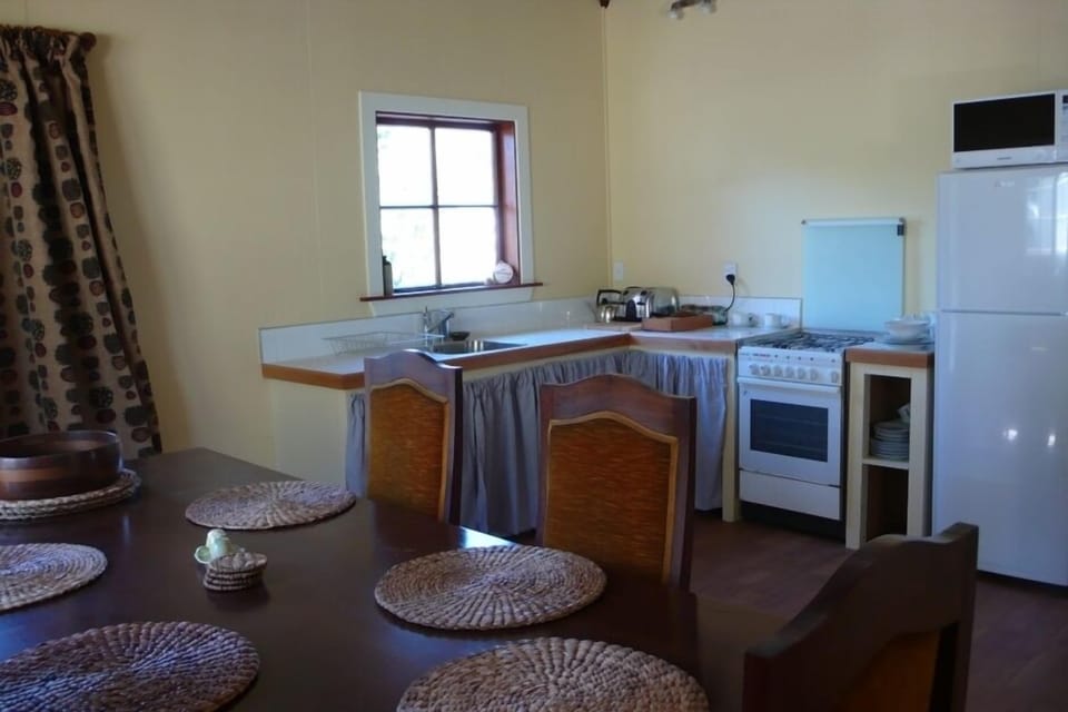 The Granary-Kitchen and Dining