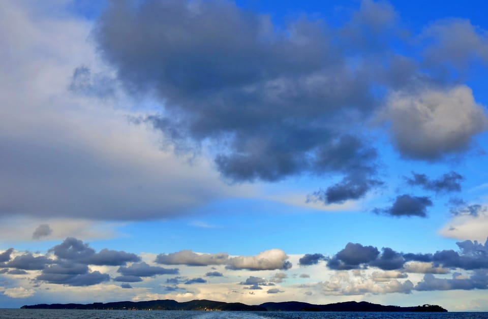 Leaving Kawau.