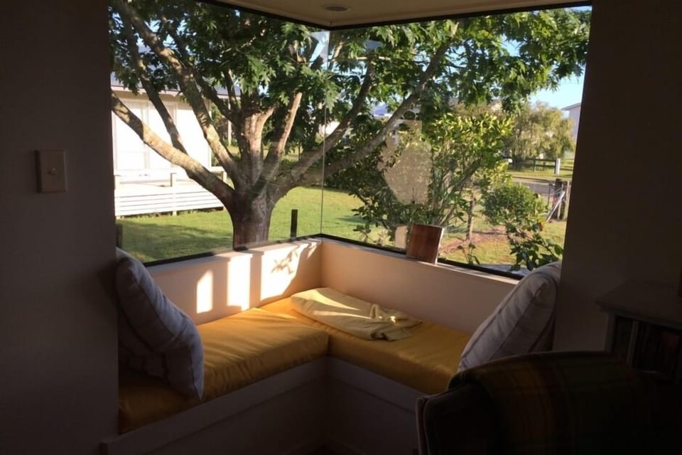 Living - Bay window