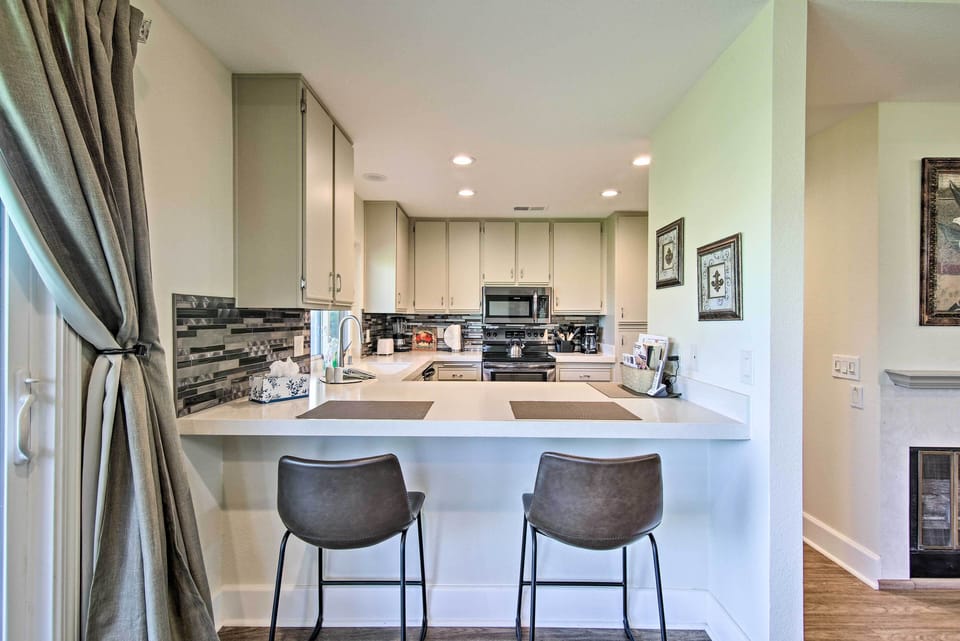Kitchen | Cooking Basics | Island Seating