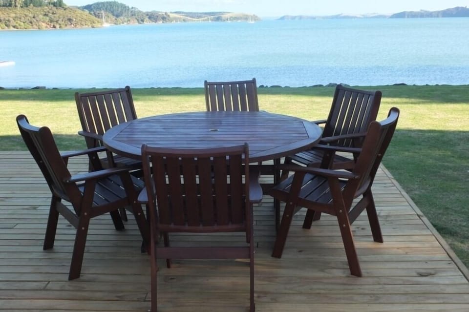 Front deck