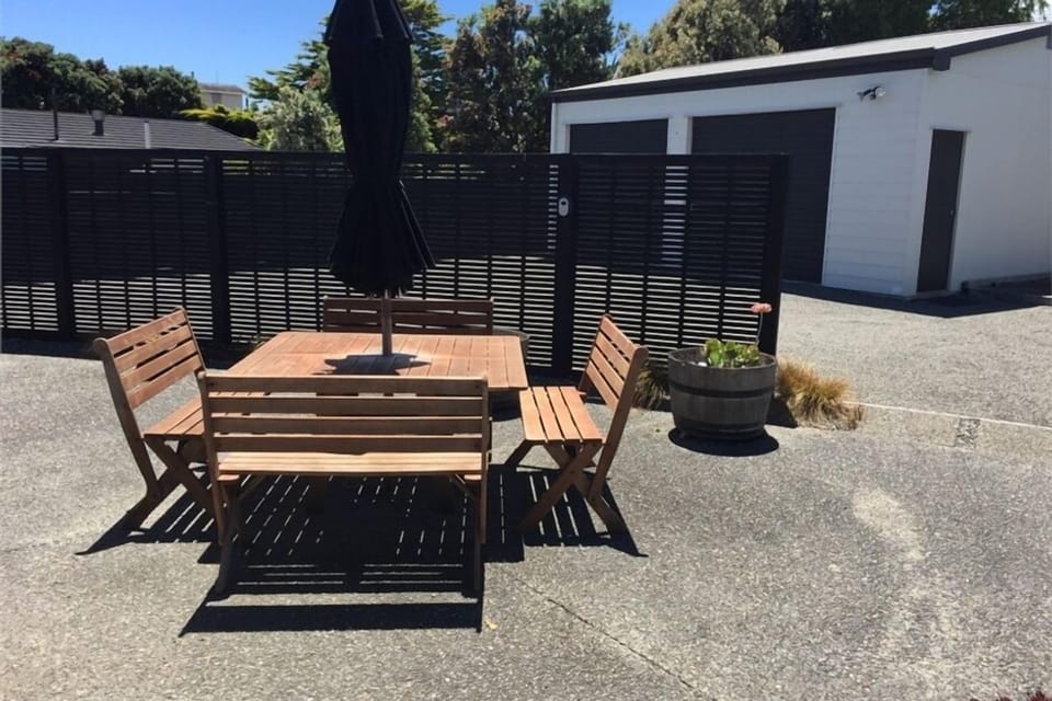 Outside area from the lounge/dining area