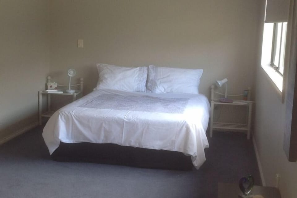 Bed room
