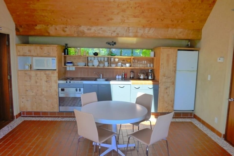 kitchen dining