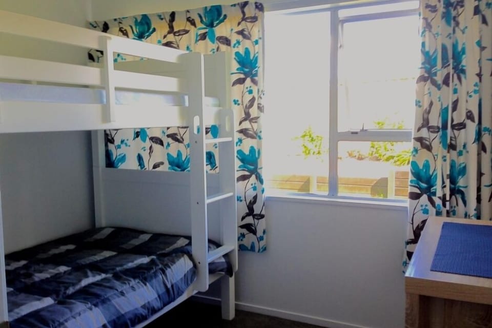 Two other bedrooms  king Single and Single bunks