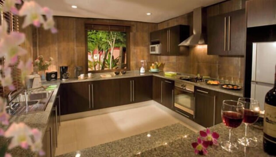 Choeng Mon Beach Souha Villa