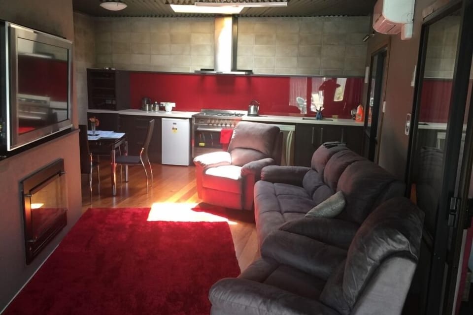 Rear Lounge