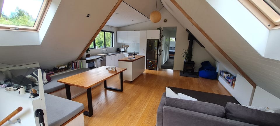 Dining, kitchen & lounge areas