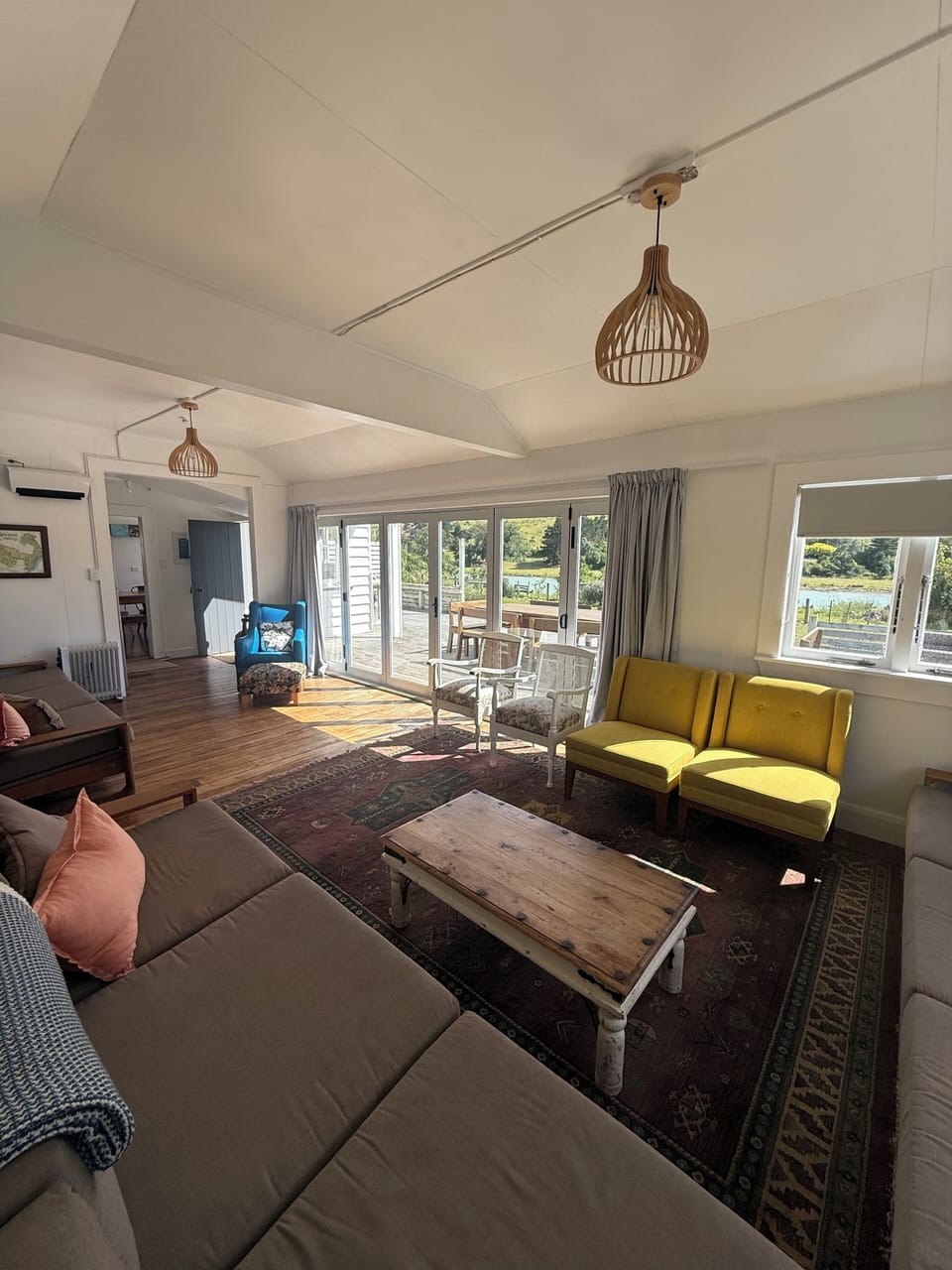 Living room to deck 