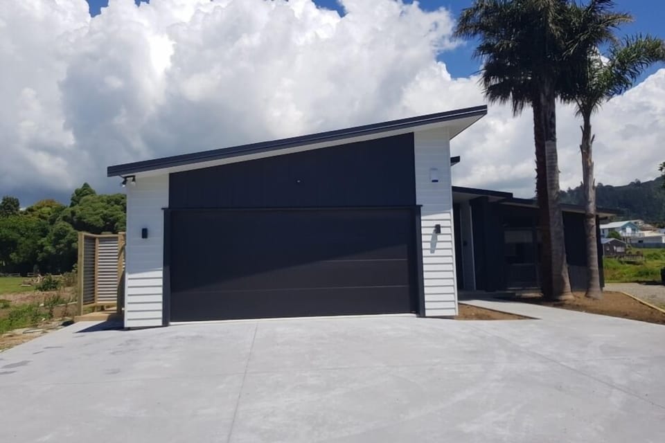 Outside view from driveway