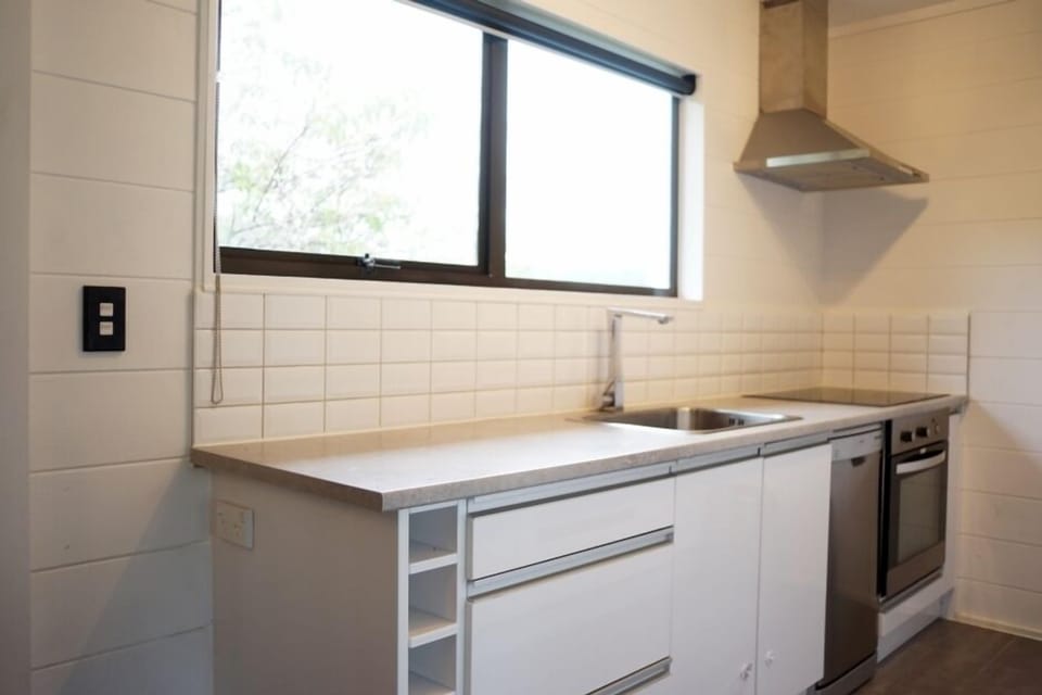 Bright and modern kitchen
