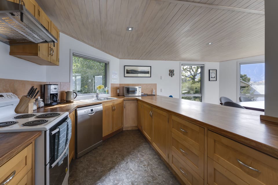 Fully equipped kitchen