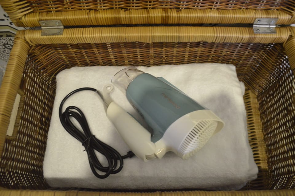 Bathroom amenities