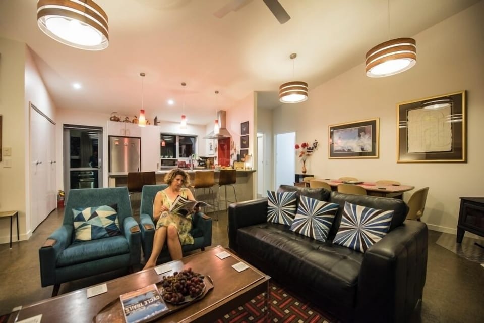 Sumptuous lounge