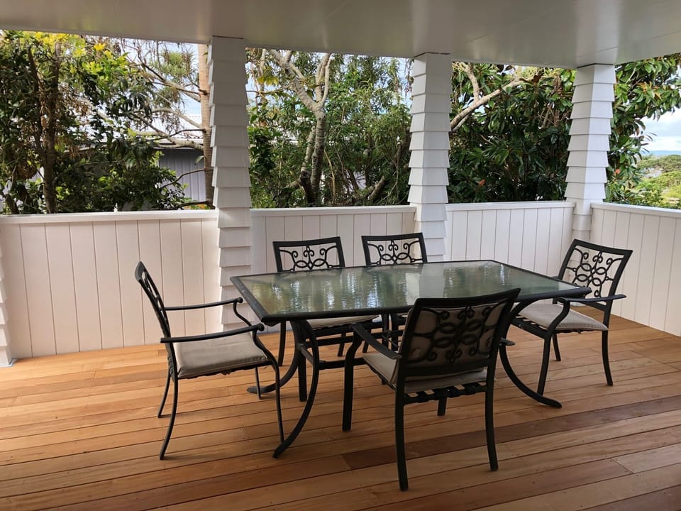 Al fresco dining