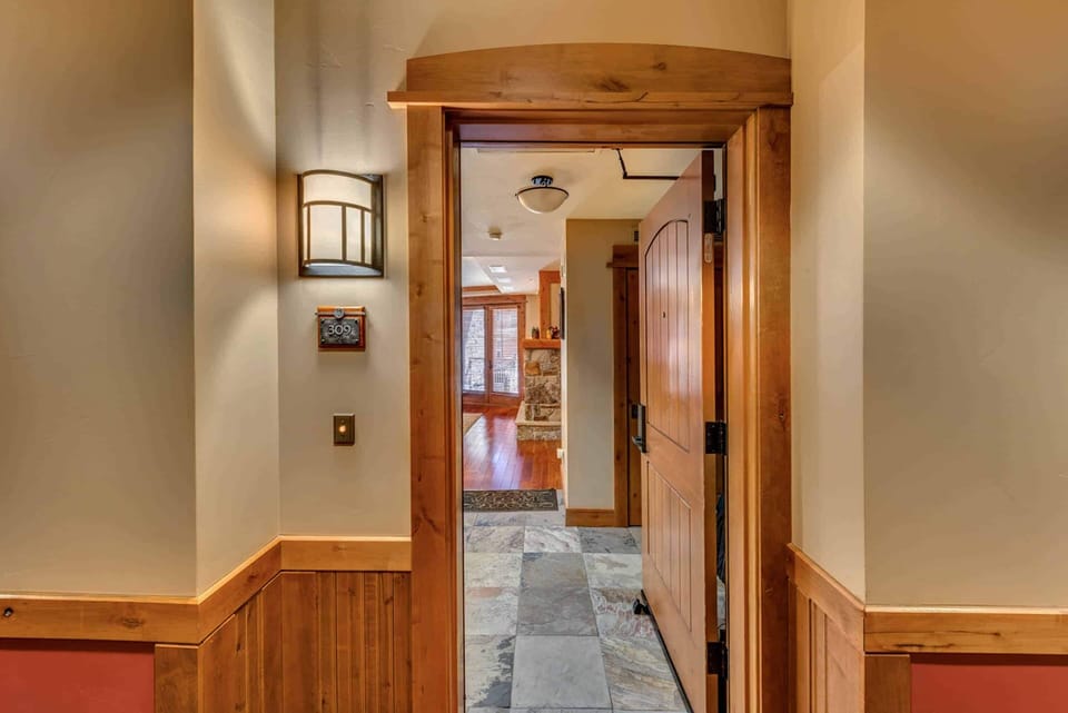 BGH309 Entrance