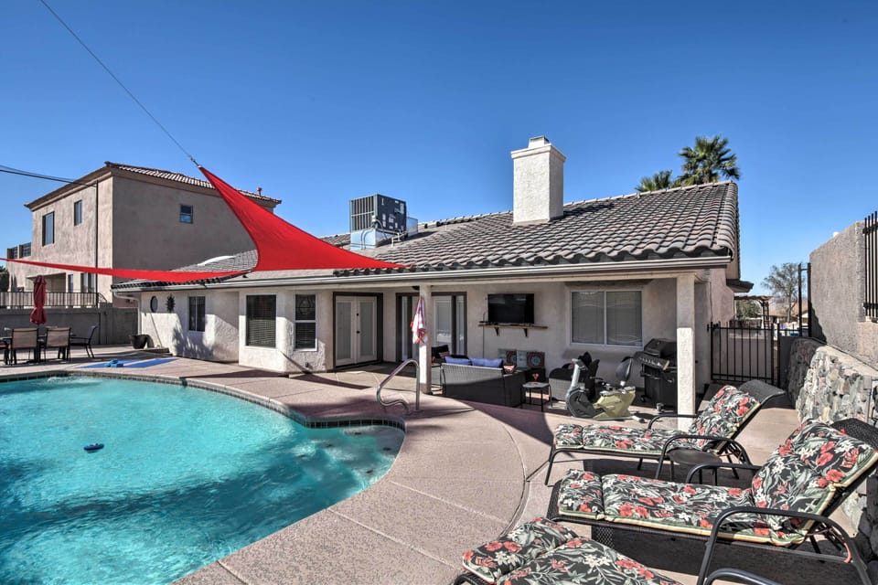 Backyard | Pool