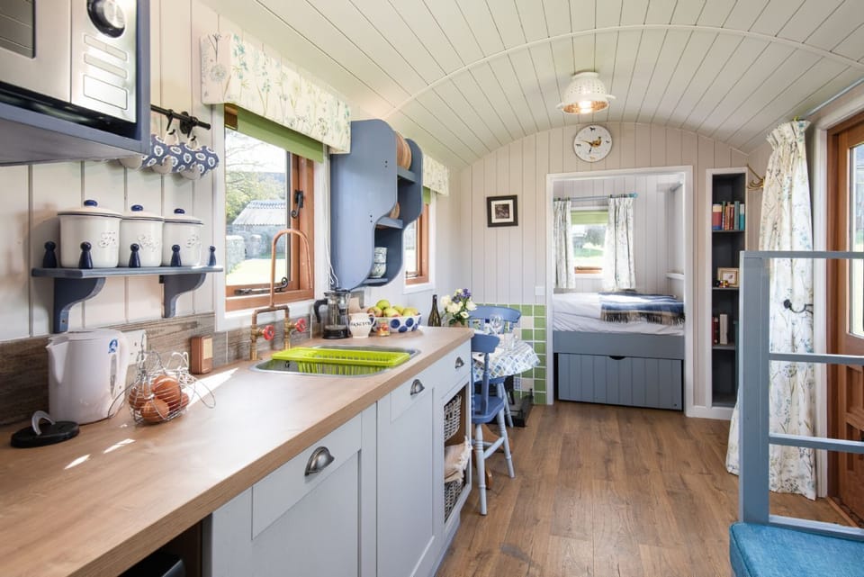 Teasel - kitchen and living areas