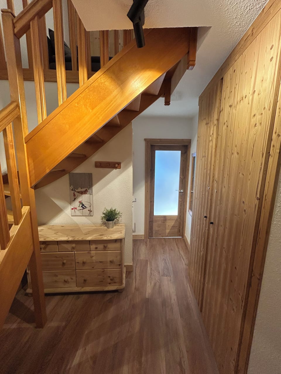 Entrance Hall with Stairs to 1st Floor
