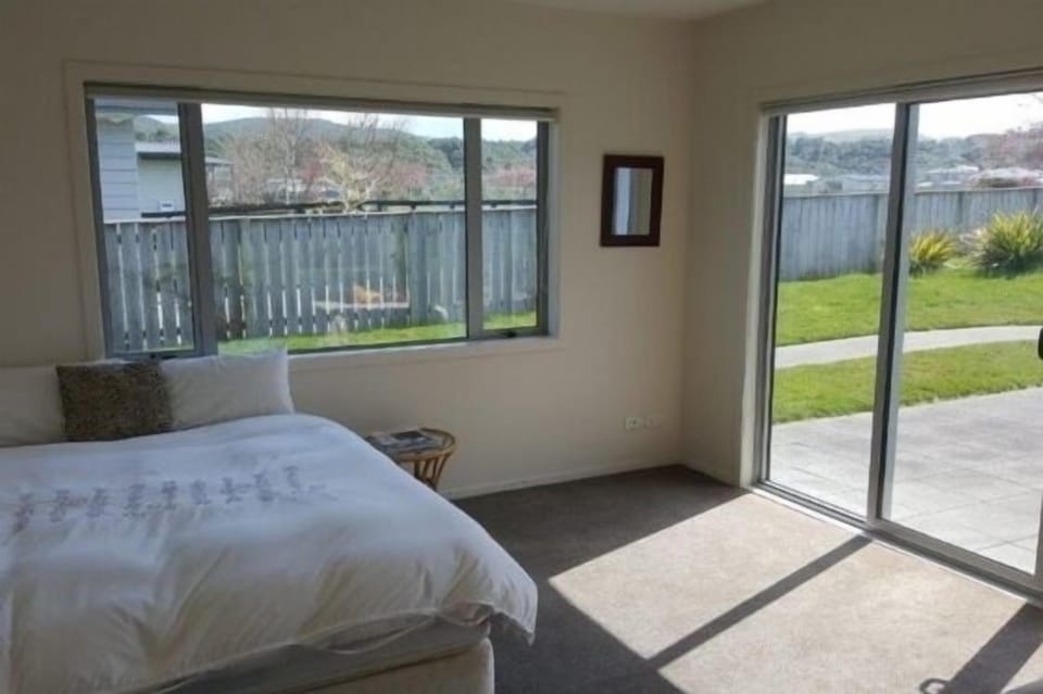Large and sunny bedroom 2