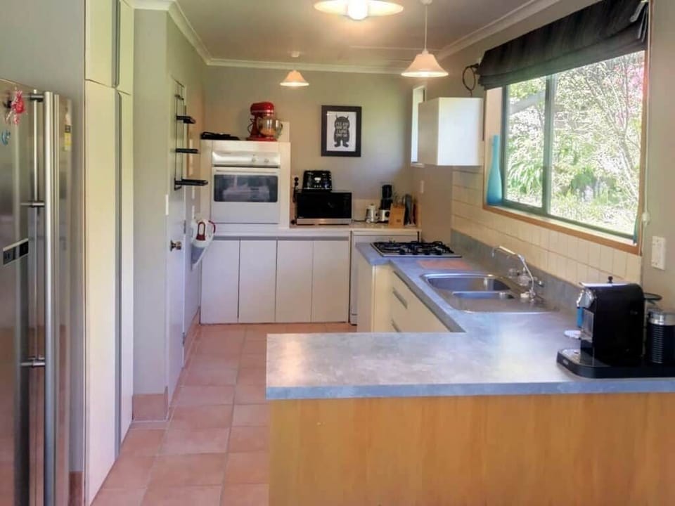 Kitchen with dishwasher, blenders & kitchen aid