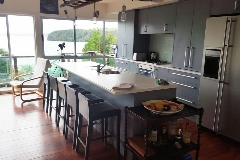 Entertainers Kitchen