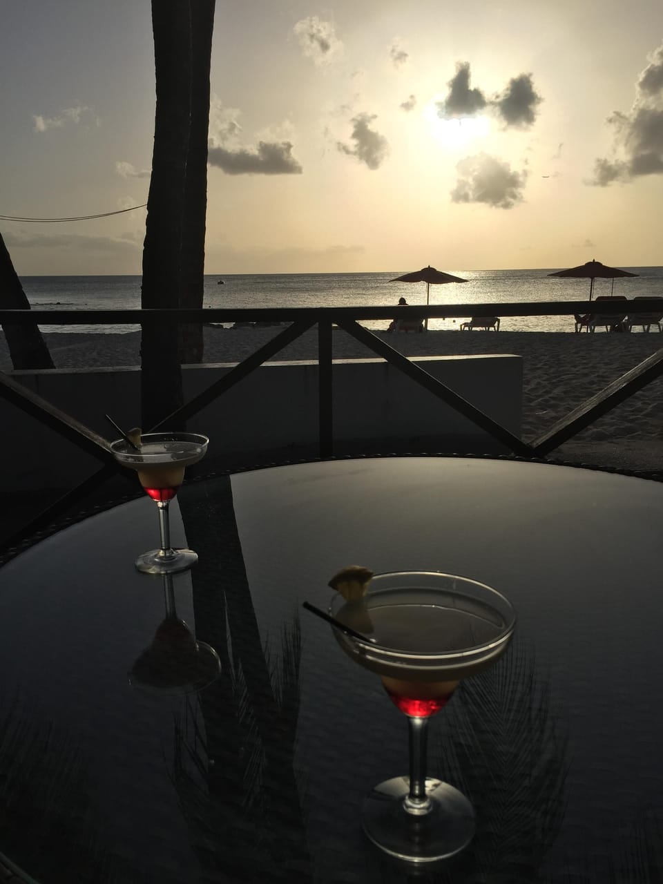Enjoy a sundowner in one of the nearby hotels or beachfront bars. 