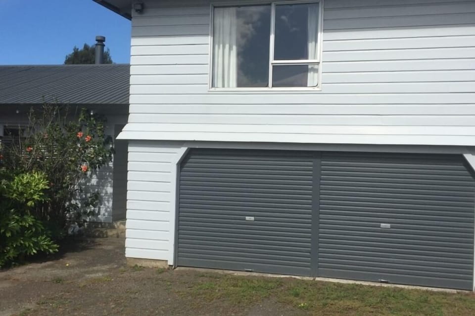 Double garage basement
