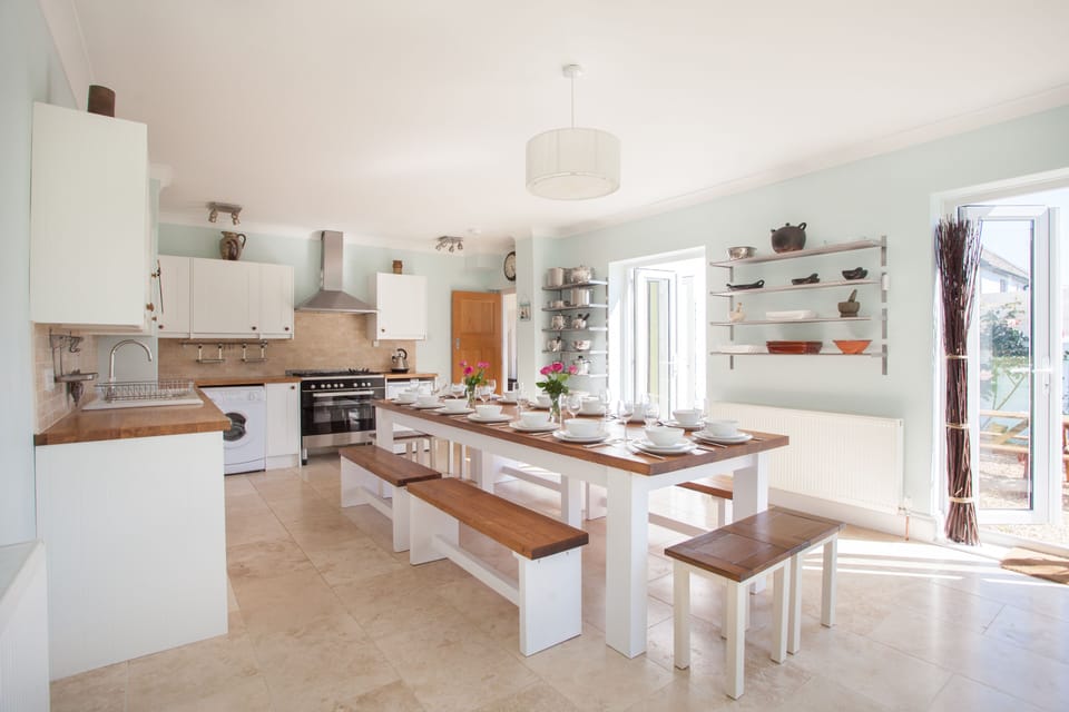 Fully equipped kitchen for group dining