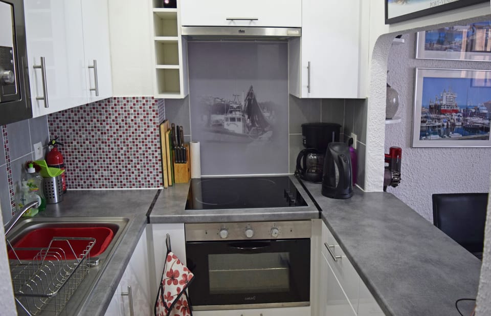 The kitchen.