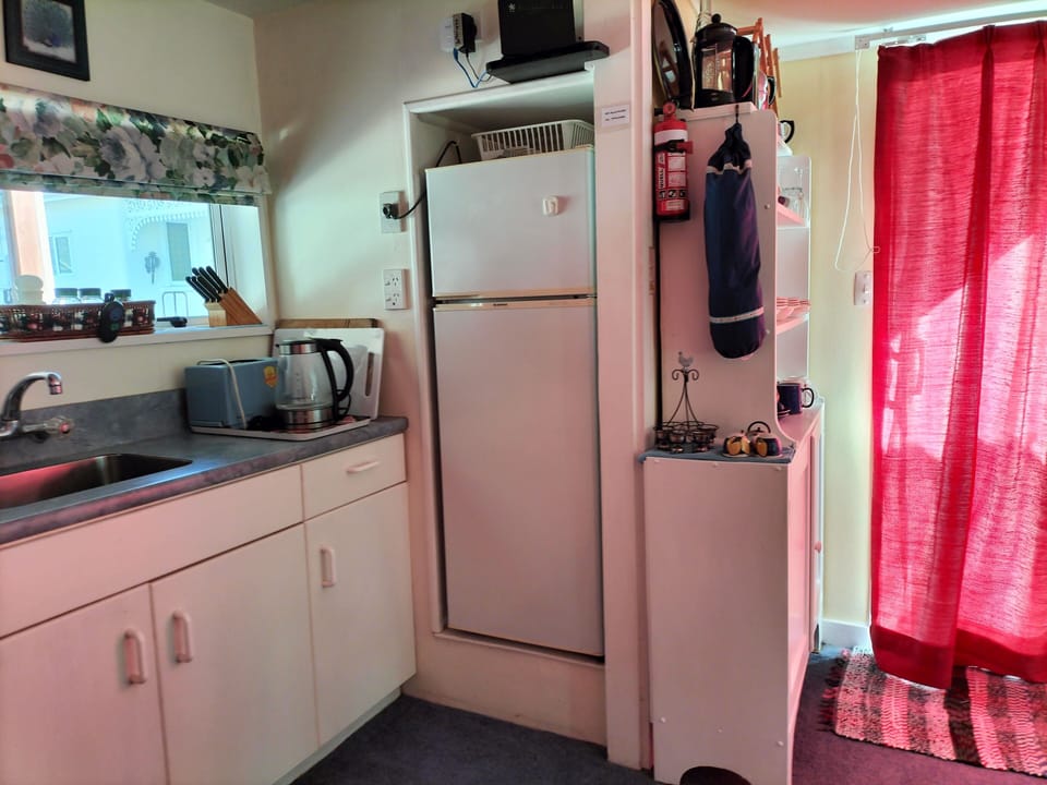 Kitchenette Full size Fridge freezer 