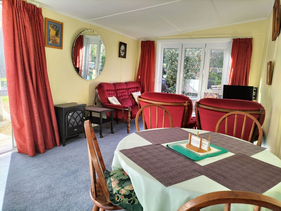 Dinning Loungeroom 