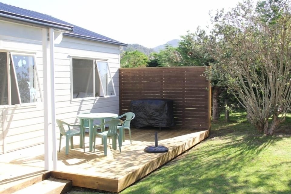 Front deck with north facing sun andamp; BBQ