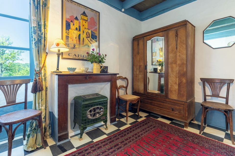 A corner of the Art Deco Bedroom 2