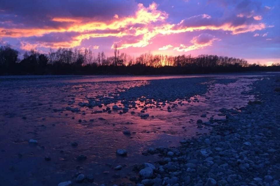 Sunrise at Waiohine river