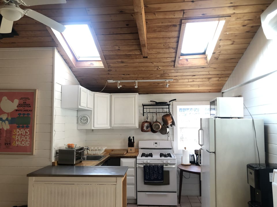 Sunny Kitchen