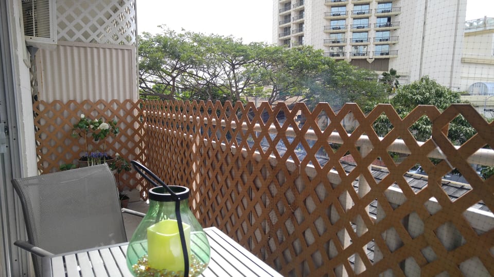Lanai, looking towards beach, located just beyond the visible Hyatt building.