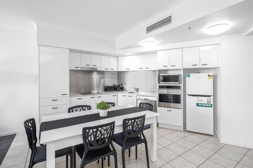 Fully equipped kitchen