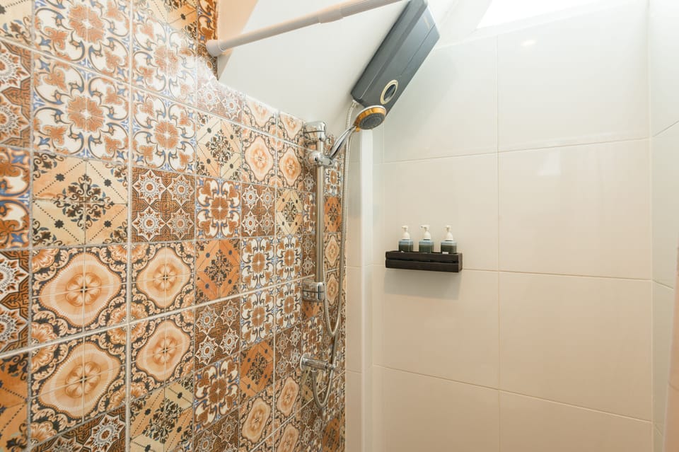 1 BD in Chinese Shophouse, Chinatown BKK