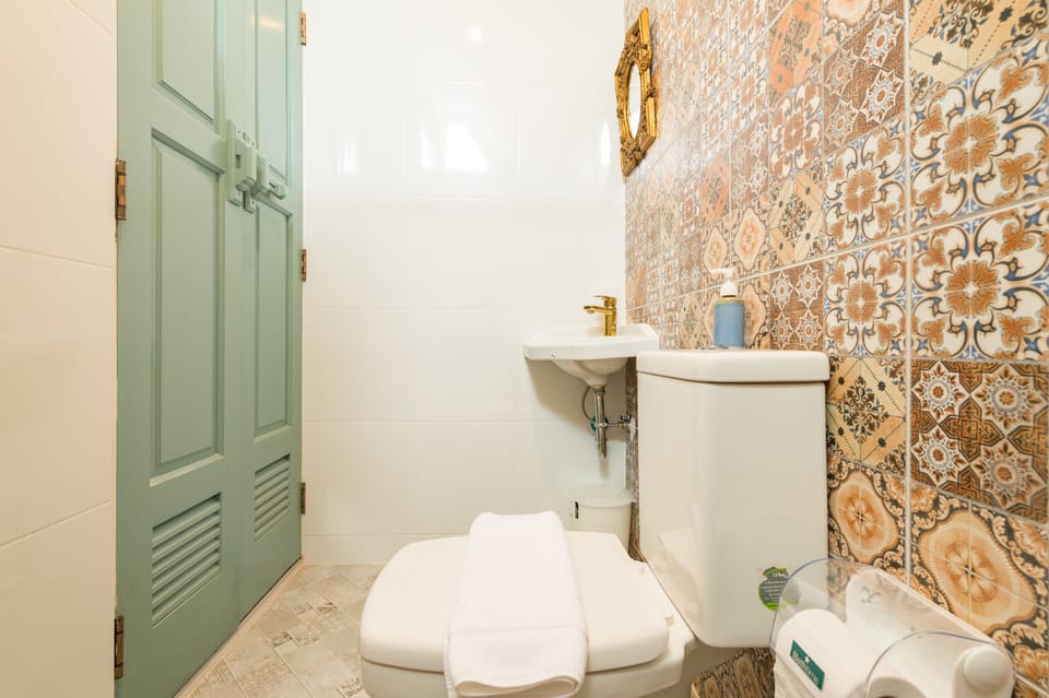 1 BD in Chinese Shophouse, Chinatown BKK