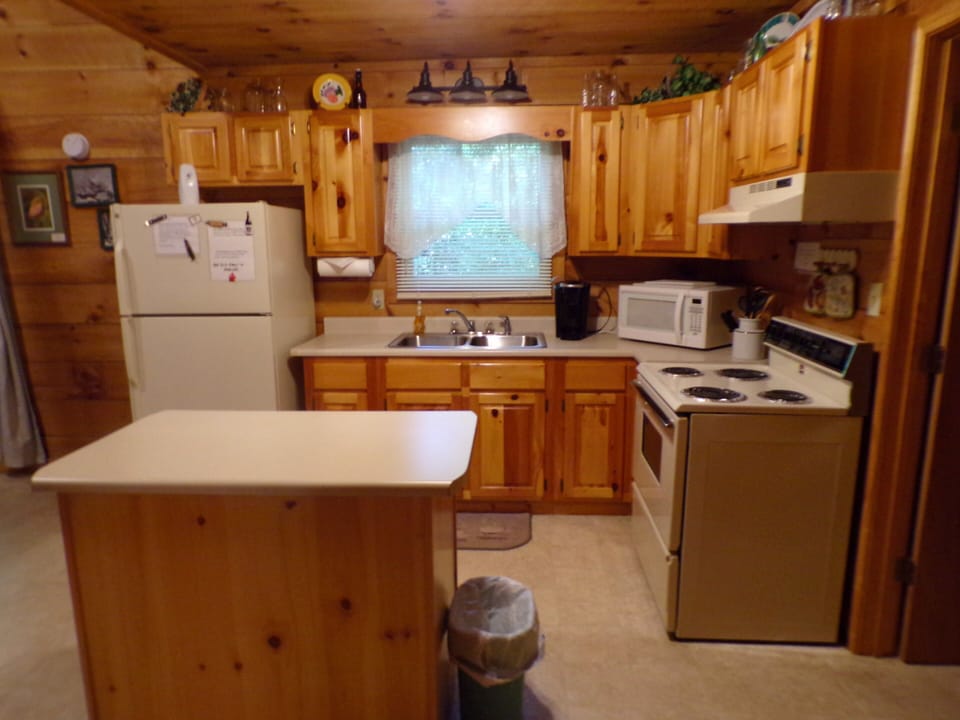 Fully Furnished Kitchen 