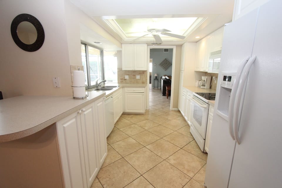 Kitchen sized for the whole family